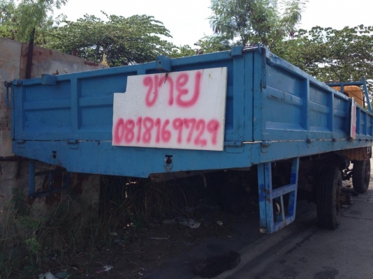 ขายกระบะรถ