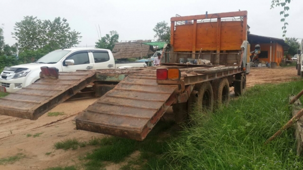 สิบล้อหัวยาว 2 เพลา เครื่อง EH700 พร้อมรถแม็คโค cat E120 รถสวย 0811838154 สิบล้อหัวยาว 2 เพลา เครื่อง EH700 พร้อมรถแม็คโค cat E120 รถสวย 0811838154