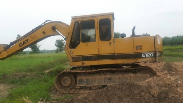 สิบล้อหัวยาว 2 เพลา เครื่อง EH700 พร้อมรถแม็คโค cat E120 รถสวย 0811838154 สิบล้อหัวยาว 2 เพลา เครื่อง EH700 พร้อมรถแม็คโค cat E120 รถสวย 0811838154