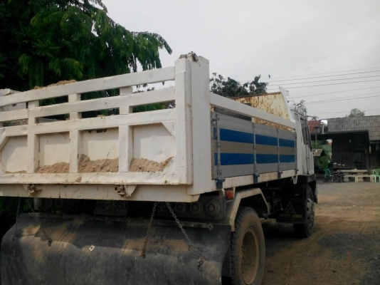 **980,000 บ.ต่อรอง**ขาย6ล้อตัวแรง MITSU FUSO FK วางเครื่อง 6D16 Bo 220HP (ลงเล่ม)เกียร์10สปีด เครื่องแรงๆ แน่นๆ ไม่มีเยิ้ม เกียร์ดีไม่มีหลุด ช่วงล่างใหญ่ คัสซีสวย ไม่ปะไม่ดาม กระบะดั้ม 6ตันยิงหน้า3.80ม.พื้นเหล็กข้างเนียมสภาพสวย พื้นดีข้างสวยไม่มีผุ หัวเก๋ **980,000 บ.ต่อรอง**ขาย6ล้อตัวแรง MITSU FUSO FK วางเครื่อง 6D16 Bo 220HP (ลงเล่ม)เกียร์10สปีด เครื่องแรงๆ แน่นๆ ไม่มีเยิ้ม เกียร์ดีไม่มีหลุด ช่วงล่างใหญ่ คัสซีสวย ไม่ปะไม่ดาม กระบะดั้ม 6ตันยิงหน้า3.80ม.พื้นเหล็กข้างเนียมสภาพสวย พื้นดีข้างสวยไม่มีผุ หัวเก๋