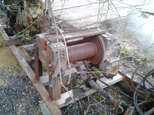 ขายครับแท่นเจาะน้ำบาดาล พร้อมใช้งานเครื่องโคมัสสุแข็งแรงมาก ขายทั้งชุดครับ 70000 บาท