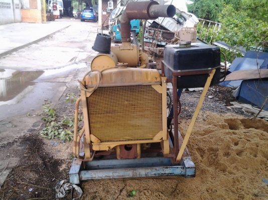 ขายครับแท่นเจาะน้ำบาดาล พร้อมใช้งานเครื่องโคมัสสุแข็งแรงมาก ขายทั้งชุดครับ 70000 บาท