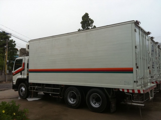 ISUZU DECA FVM 230 แรงม้า เพลาเดียวตู้บรรทุก