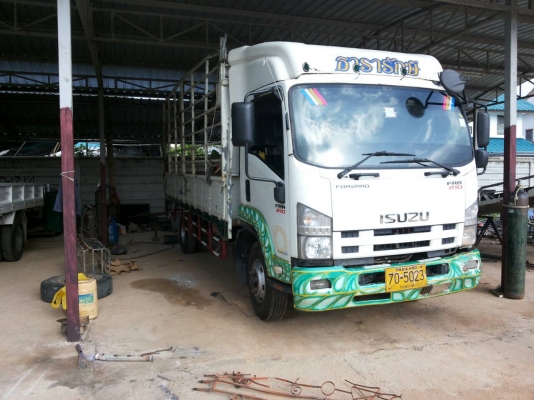 ขายรถ อีซูซุ 6 ล้อกลาง 210 แรง ปี 2553