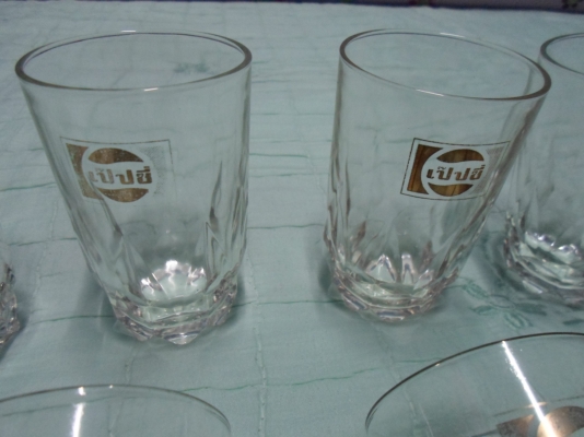 แก้วเป๊ปซี่  งานเก่า น่าสะสม  ฉลากทอง  ชุด 10 ใบ 1,000 จัดส่งให้พร้อม