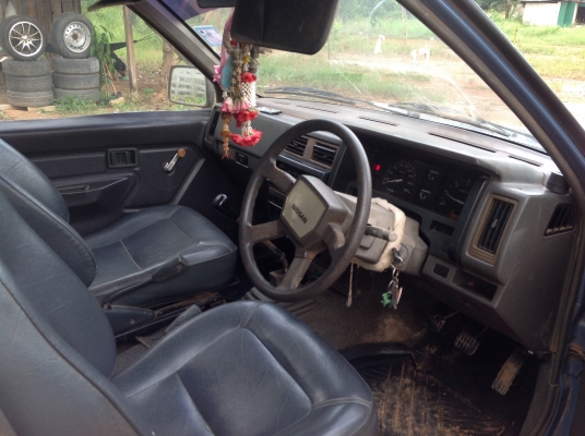 ขาย Nissan big m ปี91ฝาแดง สภาพดี  เดิมบางนางบวช