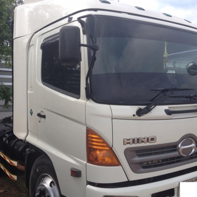 ขายรถสิบล้อหัวลาก HIno MEGa FM 260 ปี53  NGV แท้ โรงงาน ราคาต่อรองได้