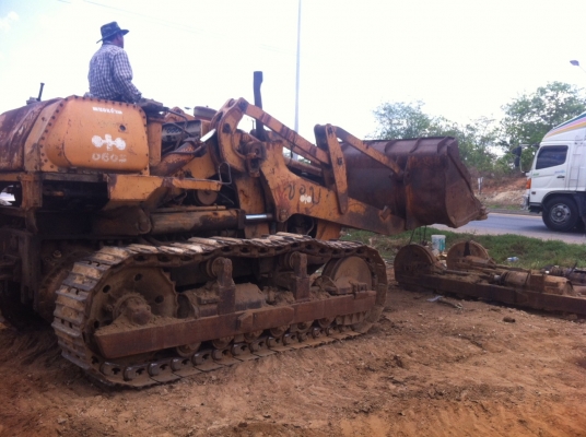 ขายด่วนรถตักตีนตะขาบKOMATSU60H-16สภาพพร้อมใช้งาน ขายด่วนรถตักตีนตะขาบKOMATSU60H-16สภาพพร้อมใช้งาน