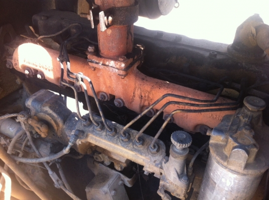 ขายด่วนรถตักตีนตะขาบKOMATSU60H-16สภาพพร้อมใช้งาน ขายด่วนรถตักตีนตะขาบKOMATSU60H-16สภาพพร้อมใช้งาน