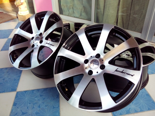 venerdi by cosmic 17/4/100หน้า7.5 et38 หลัง8"et42แม็คใหม่ ยังไม่ได้ั รัดยาง