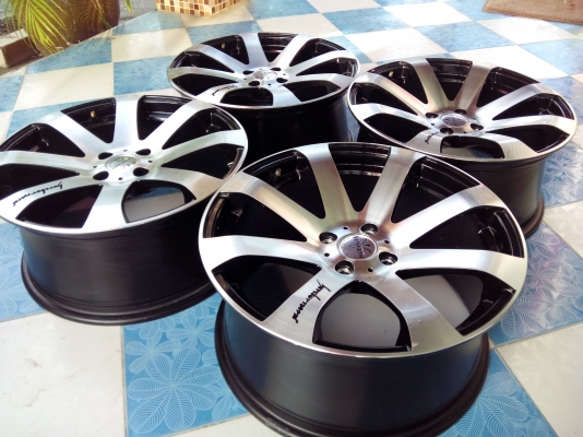 venerdi by cosmic 17/4/100หน้า7.5 et38 หลัง8"et42แม็คใหม่ ยังไม่ได้ั รัดยาง