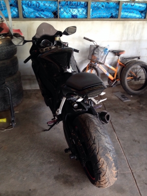 ขาย cbr1000rr 2008 ปลดล็อค ท่อแต่ง ท้ายแต่ง ถูกๆๆ แฟริ่ง2ชุด