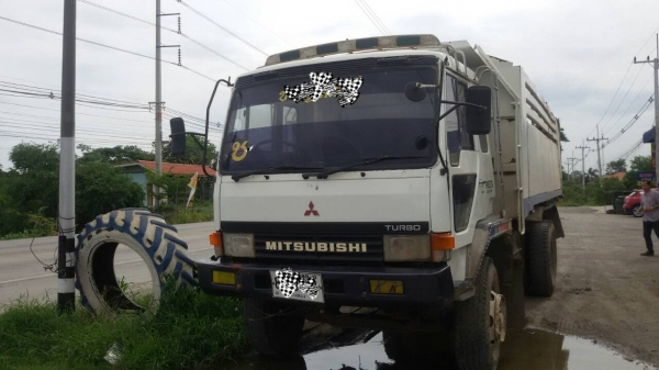 มี2คันครับ-มิตซูหลงโบว์--TFซีเรียล.2,4++บะเหล็ก-ซีเรียล.3,4++บะเนียมเครื่อง-6D-16โบว์.เพลาบุ๋ม-สภาพพร้อมใข้..ราคา950.000บ-ราคา1.000.000บ