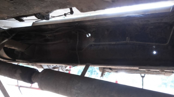 ***ขายแล้วครับขอบคุณ Truck2hand ขายรถบรรทุกน้ำมัน16,000 ล.10ล้อเพลาเดียว HINO FL3HNKA HO7D 195HP เครื่องเดิมเกียร์เดิม เครื่องดีแน่นดี แรงดี มีเยิ้มนิดๆ เกียร์ดีไม่หลุดไม่หอน ช่วงล่างเพลาเดียวเดิม คัสซีสวยเดิม ไม่ปะไม่ดาม มีบวมซับในตรงคอนิดๆ ไม่ผุ หัวเก๋ง ***ขายแล้วครับขอบคุณ Truck2hand ขายรถบรรทุกน้ำมัน16,000 ล.10ล้อเพลาเดียว HINO FL3HNKA HO7D 195HP เครื่องเดิมเกียร์เดิม เครื่องดีแน่นดี แรงดี มีเยิ้มนิดๆ เกียร์ดีไม่หลุดไม่หอน ช่วงล่างเพลาเดียวเดิม คัสซีสวยเดิม ไม่ปะไม่ดาม มีบวมซับในตรงคอนิดๆ ไม่ผุ หัวเก๋ง