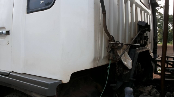 ***ขายแล้วครับขอบคุณ Truck2hand ขายรถบรรทุกน้ำมัน16,000 ล.10ล้อเพลาเดียว HINO FL3HNKA HO7D 195HP เครื่องเดิมเกียร์เดิม เครื่องดีแน่นดี แรงดี มีเยิ้มนิดๆ เกียร์ดีไม่หลุดไม่หอน ช่วงล่างเพลาเดียวเดิม คัสซีสวยเดิม ไม่ปะไม่ดาม มีบวมซับในตรงคอนิดๆ ไม่ผุ หัวเก๋ง ***ขายแล้วครับขอบคุณ Truck2hand ขายรถบรรทุกน้ำมัน16,000 ล.10ล้อเพลาเดียว HINO FL3HNKA HO7D 195HP เครื่องเดิมเกียร์เดิม เครื่องดีแน่นดี แรงดี มีเยิ้มนิดๆ เกียร์ดีไม่หลุดไม่หอน ช่วงล่างเพลาเดียวเดิม คัสซีสวยเดิม ไม่ปะไม่ดาม มีบวมซับในตรงคอนิดๆ ไม่ผุ หัวเก๋ง