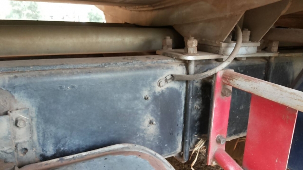 ***ขายแล้วครับขอบคุณ Truck2hand ขายรถบรรทุกน้ำมัน16,000 ล.10ล้อเพลาเดียว HINO FL3HNKA HO7D 195HP เครื่องเดิมเกียร์เดิม เครื่องดีแน่นดี แรงดี มีเยิ้มนิดๆ เกียร์ดีไม่หลุดไม่หอน ช่วงล่างเพลาเดียวเดิม คัสซีสวยเดิม ไม่ปะไม่ดาม มีบวมซับในตรงคอนิดๆ ไม่ผุ หัวเก๋ง ***ขายแล้วครับขอบคุณ Truck2hand ขายรถบรรทุกน้ำมัน16,000 ล.10ล้อเพลาเดียว HINO FL3HNKA HO7D 195HP เครื่องเดิมเกียร์เดิม เครื่องดีแน่นดี แรงดี มีเยิ้มนิดๆ เกียร์ดีไม่หลุดไม่หอน ช่วงล่างเพลาเดียวเดิม คัสซีสวยเดิม ไม่ปะไม่ดาม มีบวมซับในตรงคอนิดๆ ไม่ผุ หัวเก๋ง