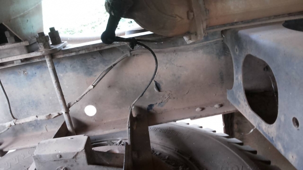 ***ขายแล้วครับขอบคุณ Truck2hand ขายรถบรรทุกน้ำมัน16,000 ล.10ล้อเพลาเดียว HINO FL3HNKA HO7D 195HP เครื่องเดิมเกียร์เดิม เครื่องดีแน่นดี แรงดี มีเยิ้มนิดๆ เกียร์ดีไม่หลุดไม่หอน ช่วงล่างเพลาเดียวเดิม คัสซีสวยเดิม ไม่ปะไม่ดาม มีบวมซับในตรงคอนิดๆ ไม่ผุ หัวเก๋ง ***ขายแล้วครับขอบคุณ Truck2hand ขายรถบรรทุกน้ำมัน16,000 ล.10ล้อเพลาเดียว HINO FL3HNKA HO7D 195HP เครื่องเดิมเกียร์เดิม เครื่องดีแน่นดี แรงดี มีเยิ้มนิดๆ เกียร์ดีไม่หลุดไม่หอน ช่วงล่างเพลาเดียวเดิม คัสซีสวยเดิม ไม่ปะไม่ดาม มีบวมซับในตรงคอนิดๆ ไม่ผุ หัวเก๋ง