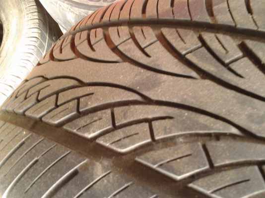 แม็ก20 ใหม่ๆพร้อมยางปี13 แม็ก20 ใหม่ๆพร้อมยางปี13