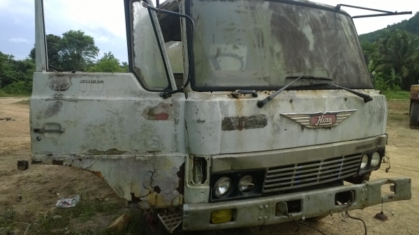 6ล้อติดเครน3ตัน..เก่าเก็บ HINO FD154.... 145แรง เครื่องดี..เครนใช้งานได้ดี.. 6ล้อติดเครน3ตัน..เก่าเก็บ HINO FD154.... 145แรง เครื่องดี..เครนใช้งานได้ดี..