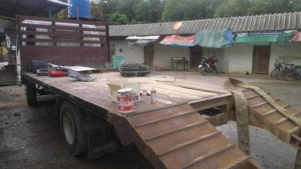 ขายหางปลาท้ายลาดของ6ล้อ..ยกลงจากISUZU 130แรง ปี*49..สภาพสวย