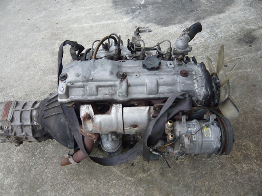 ขายเครื่องยนต์ดีเซลโตโยต้า2L 2.45สวยๆมีเลข