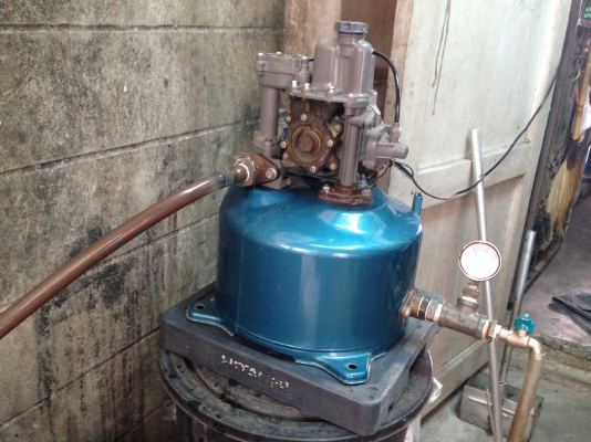 ขายปั้มน้ำอัตโนมัติ Hitachi 100 W สภาพสวย( ใส่ฝาครอบของใหม่ ) พร้อมใช้งาน ตรวจเช็คเรียบร้อยแล้ว ไม่มีรั่วซึม รับประกันคุณภาพ