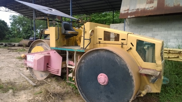 รถบด3ล้อเหล็กSAKAI มีเล่มทะเบียนพร้อม รถสภาพดี พร้อมใช้... รถบด3ล้อเหล็กSAKAI มีเล่มทะเบียนพร้อม รถสภาพดี พร้อมใช้...