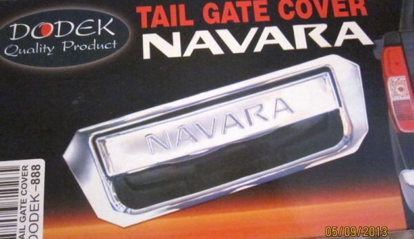 ถ้วยกันรอยฝากระบะท้าย NAVARA