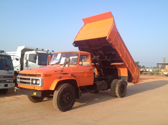 ถูกๆๆๆๆๆอยากขายครับ  6 ล้อ FAW เครื่อง 185 กระบะดั้มพ์ดิน ยาว 4.0 เมตร ยาง 900 ขอบ 20 นิ้วสภาพทำใหม่รถวิ่งน้อนมากครับ