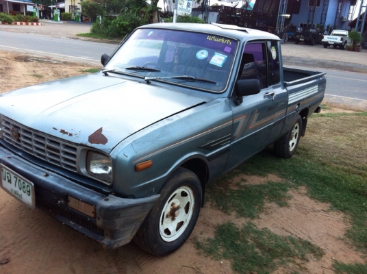 ขายมาสด้าเครื่องแรงม้าก 5เกียร์ รถจดปี 2536  ในตัวเมืองมหาสารคาม