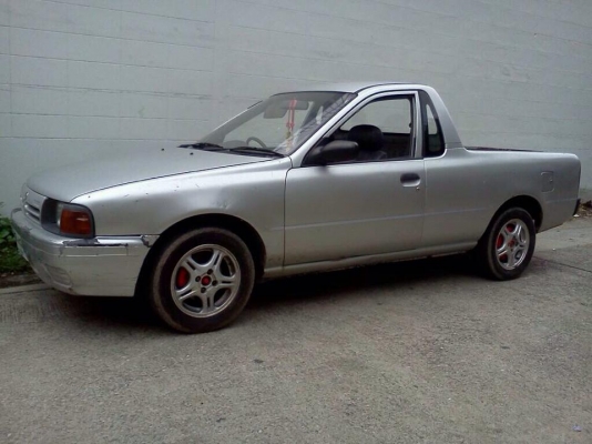 ขายนิสันnv มีทะเบียนโอน ราคา48000 รับแลกรถรถเวป้าด้วยขอแบบมีทะเบียนคับ