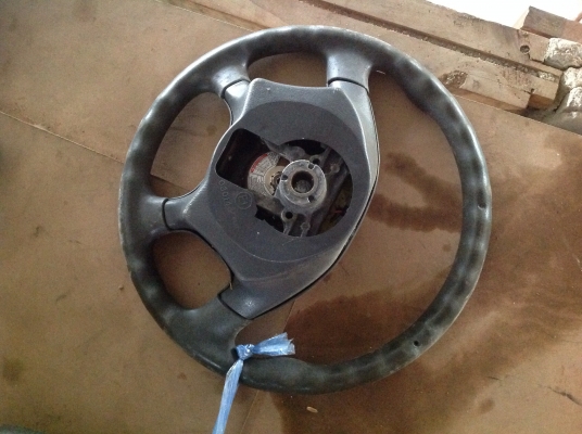 พวงมาลัยสตราด้า พวงมาลัยสตราด้า