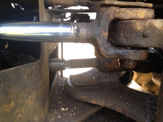 ขายรถตักล้อยาง 510 กรองเดียว..เครื่องดี ปั้มดี..บู๊ชสลักมีหลวมบ้าง ขายรถตักล้อยาง 510 กรองเดียว..เครื่องดี ปั้มดี..บู๊ชสลักมีหลวมบ้าง