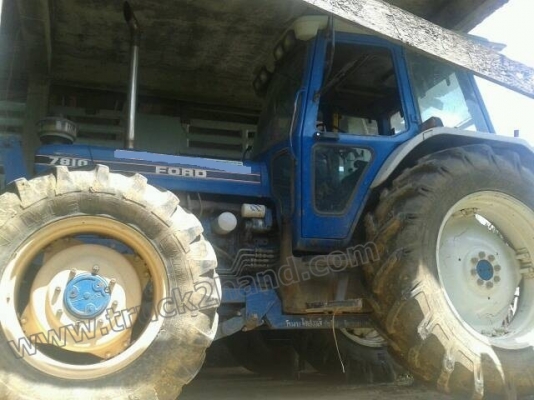 รถไถฟอร์ด 7810