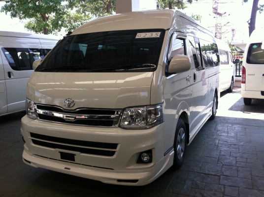 รถตู้ดีเซลวีไอพี ดาวน์ 300,000