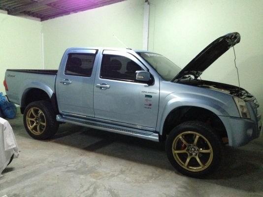 ขายรถกระบะ Isuzu D-max Hilander 2.5 4 ประตู สีฟ้า ปี 2007 ขายรถกระบะ Isuzu D-max Hilander 2.5 4 ประตู สีฟ้า ปี 2007