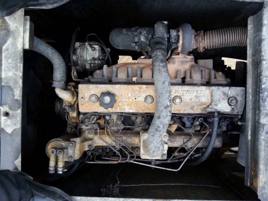 ขายด่วน KOMATSU PC200-5 เครื่องดี ปั้มแรง รถใช้งานทุกวันค่ะ
