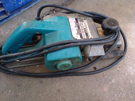 กบ 3  นิ้วมากีตา