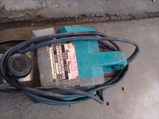 กบ 3  นิ้วมากีตา