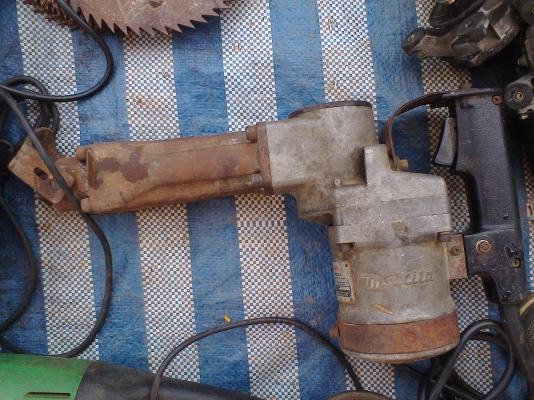 แย๊กสกัดคอนกรีตมากีตา