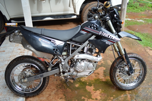 ขาย d-tracker 125 รถไม่ได้ใช้ ขาย 62,000 บาท มีของแถม ขาย d-tracker 125 รถไม่ได้ใช้ ขาย 62,000 บาท มีของแถม