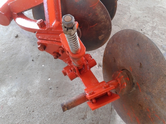 ขายผาน6ใบใหญ่24นิ้ว ไถเข้าดี สภาพพร้อมใช้งานคับ