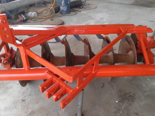 ขายผาน6ใบใหญ่24นิ้ว ไถเข้าดี สภาพพร้อมใช้งานคับ