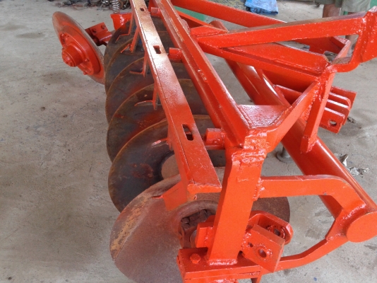 ขายผาน6ใบใหญ่24นิ้ว ไถเข้าดี สภาพพร้อมใช้งานคับ