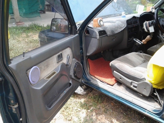 ขายNISSAN BIG M ฝาแดงปี96สภาพพร้อมใช้งาน