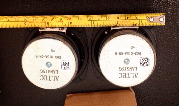 ลำโพงยี่ห้อ ALTEC  LANSING