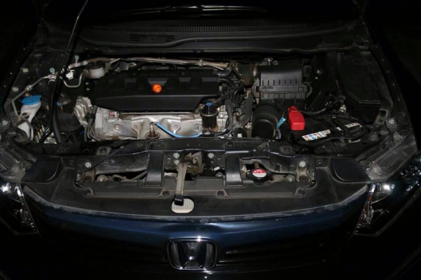 ขายดาวน์ Civic 2012 ราคา 350,000 ขายดาวน์ Civic 2012 ราคา 350,000