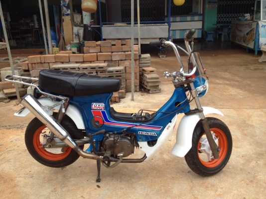 ขาย / แลก ชาลี ครับ สีสวย เครื่องไนท์ มีเล่มทะเบียน ยางใหม่ๆ ขาย / แลก ชาลี ครับ สีสวย เครื่องไนท์ มีเล่มทะเบียน ยางใหม่ๆ