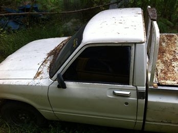 ขายรถกระบะToyota Hilux ม้าดำ หายากแล้วครับ สภาพดี เครื่องเดิมๆเบนชินติดแก๊ส LPG ประหยัด พร้อมเล่มทะเบียนและเอกสารการโอน ไม่มีสนิม ข้างในห้องโดยสารสะอาด เอาไว้สะสมหรือใช้งาน ราคาขาย 39,000.- สนใจติดต่อ Gun Chiangmai 093-9319456 ขายรถกระบะToyota Hilux ม้าดำ หายากแล้วครับ สภาพดี เครื่องเดิมๆเบนชินติดแก๊ส LPG ประหยัด พร้อมเล่มทะเบียนและเอกสารการโอน ไม่มีสนิม ข้างในห้องโดยสารสะอาด เอาไว้สะสมหรือใช้งาน ราคาขาย 39,000.- สนใจติดต่อ Gun Chiangmai 093-9319456