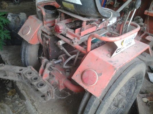 ขายตามสภาพโครงรถไถมีไฮโรลิกดันหน้าสภาพใช้ใด้ไม่ได้ให้เครื่องลดเหลือ16500บาท ขายตามสภาพโครงรถไถมีไฮโรลิกดันหน้าสภาพใช้ใด้ไม่ได้ให้เครื่องลดเหลือ16500บาท